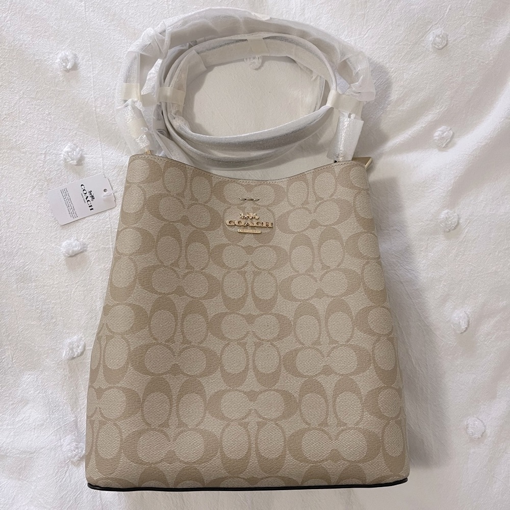 NWT coach purse